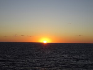 5日目　日本海に沈む夕日